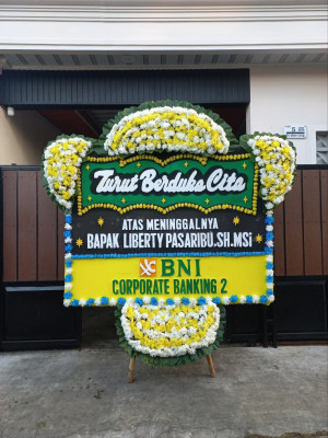 Papan Bunga Duka di Poris Gaga Baru